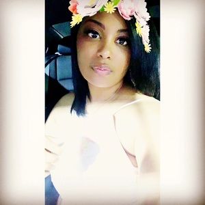 Meet your Posher, Cee